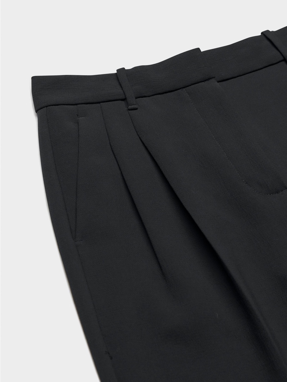 Aritzia| ‘Effortless’ Trouser Pants - Picture 8 of 12